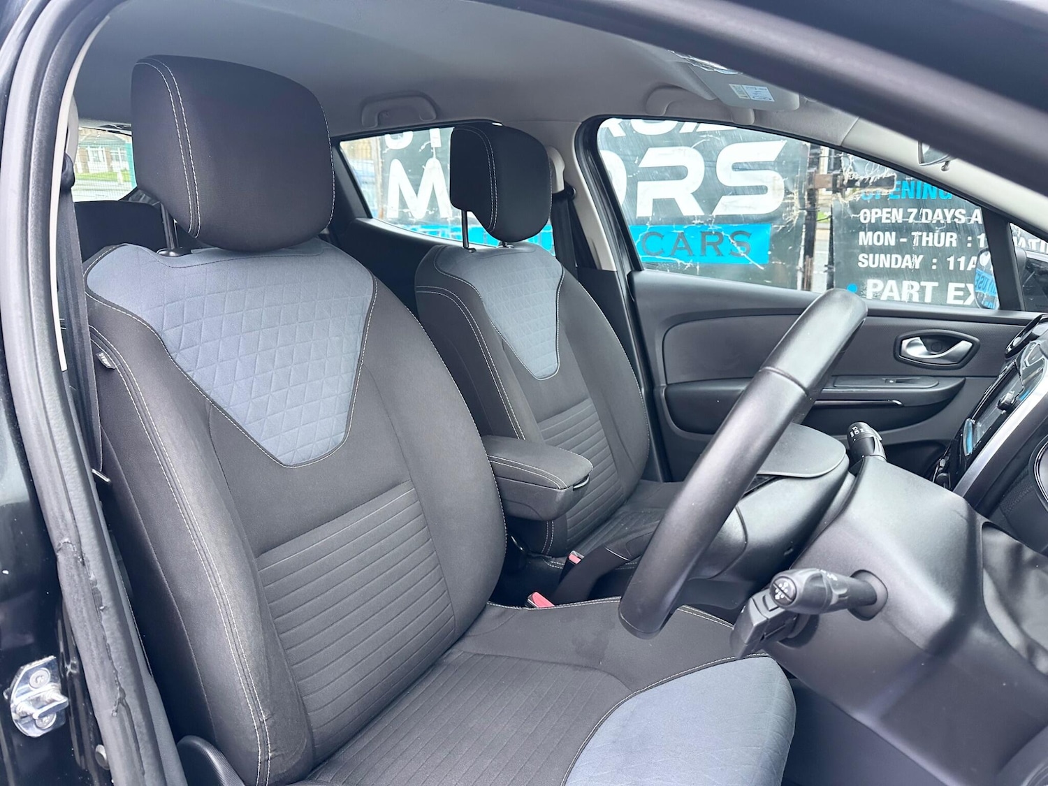 Used Renault Clio for sale - 77753064: Photo 33