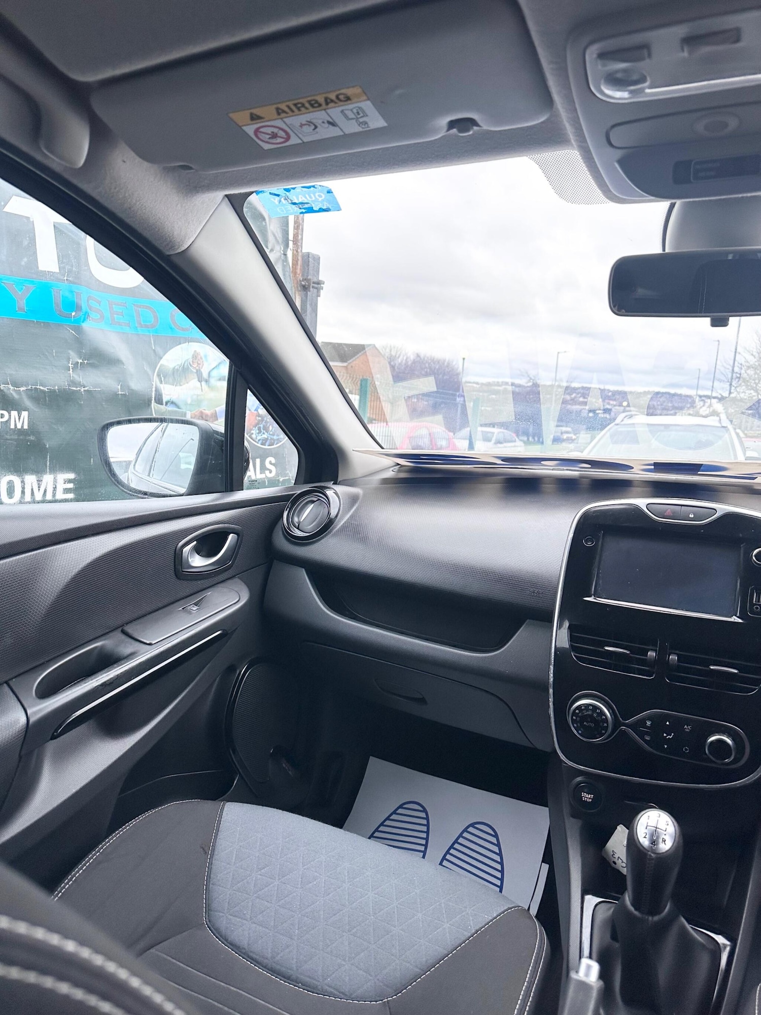 Used Renault Clio for sale - 77753064: Photo 34