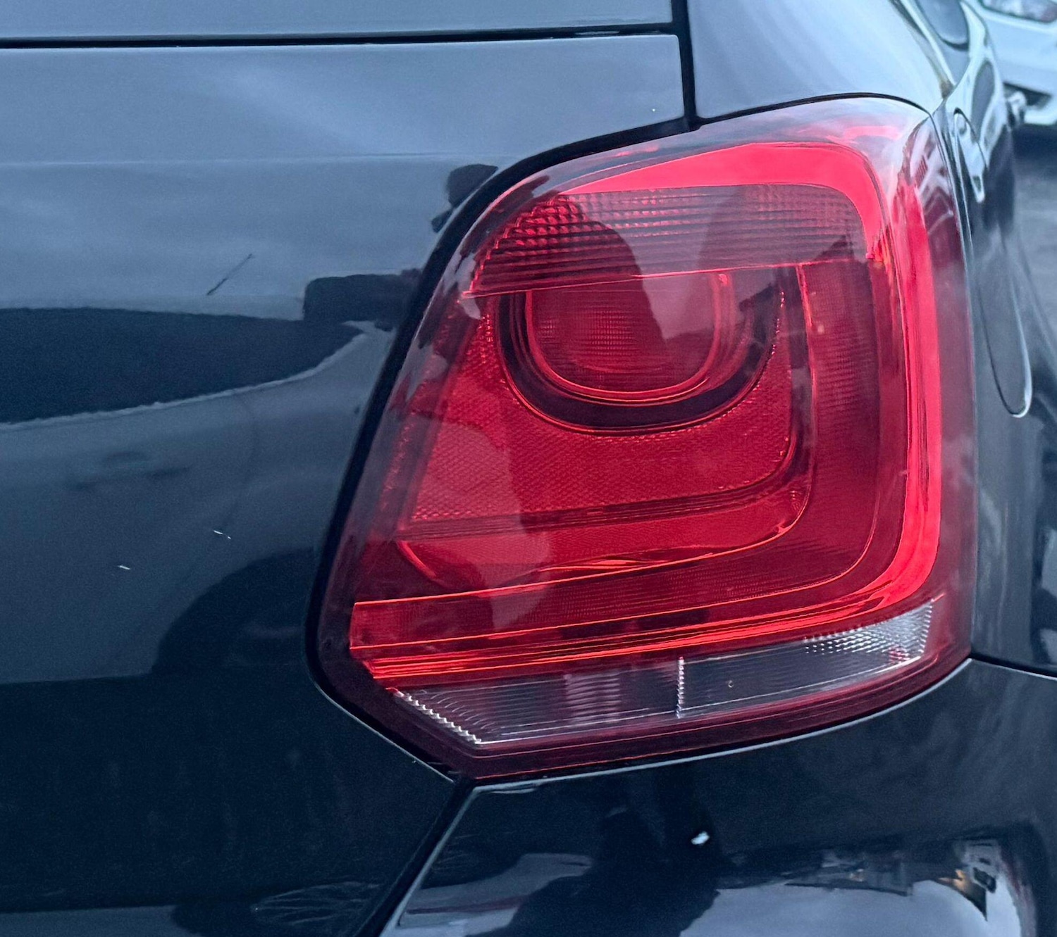 Used Volkswagen Polo 2011 for sale - 76633205: Photo 39