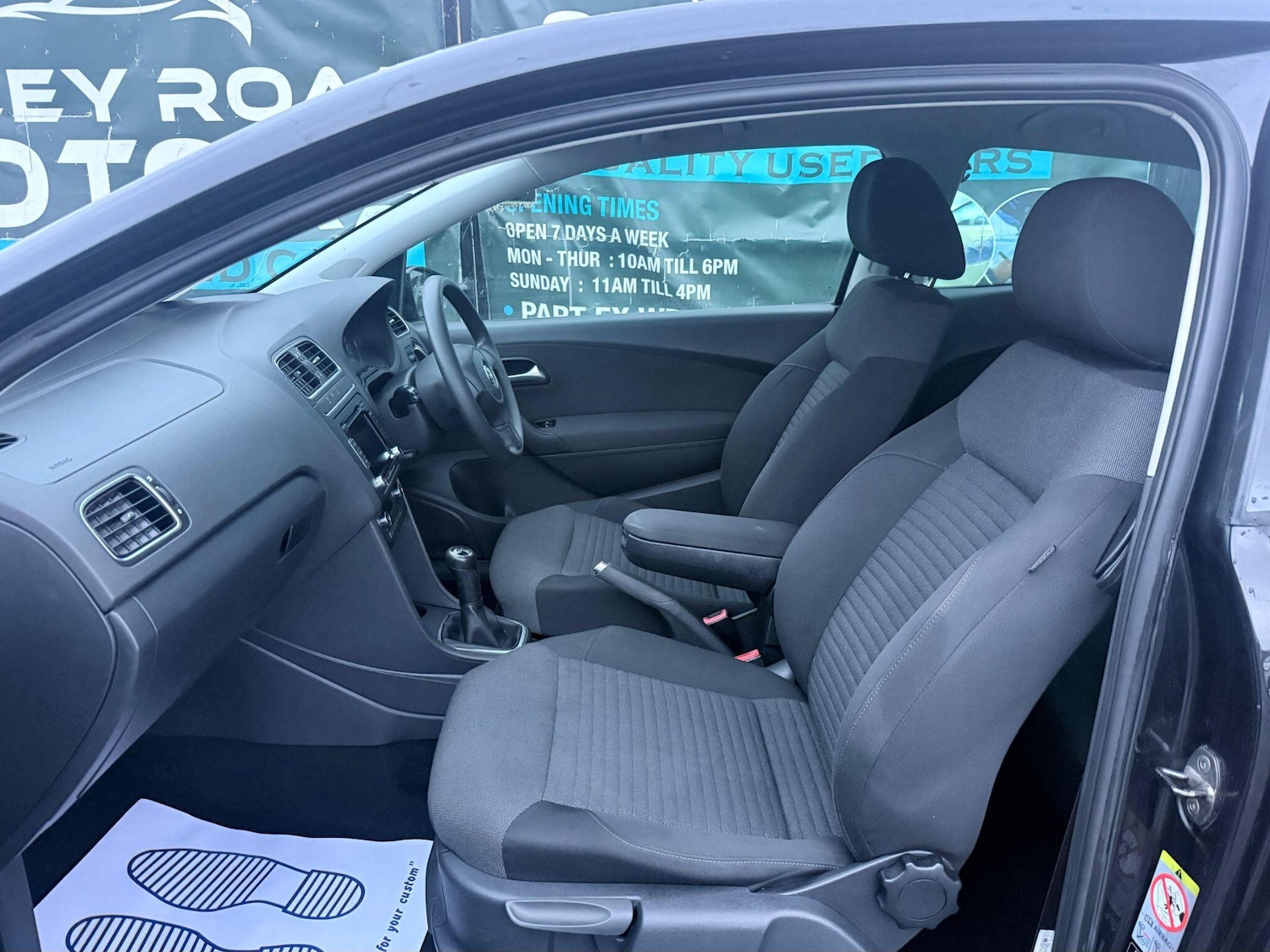 Used Volkswagen Polo 2011 for sale - 76633205: Photo 8