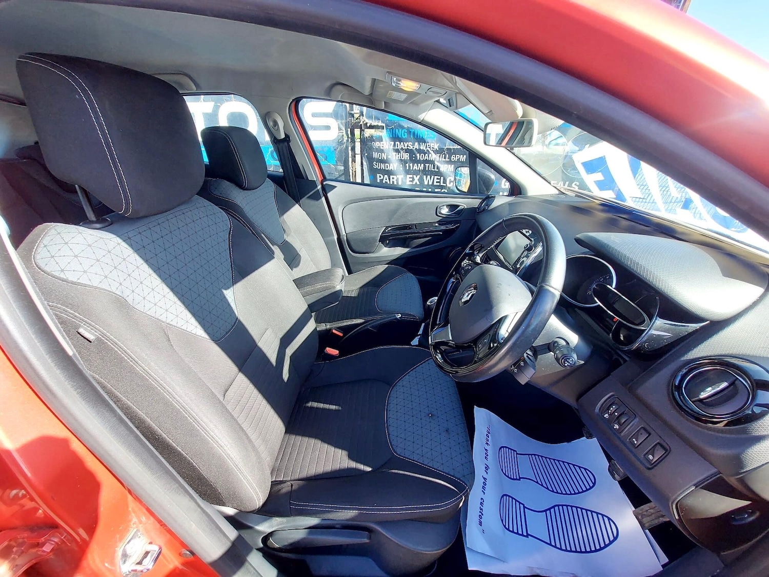 Used Renault Clio 2014 for sale - 77993576: Photo 18