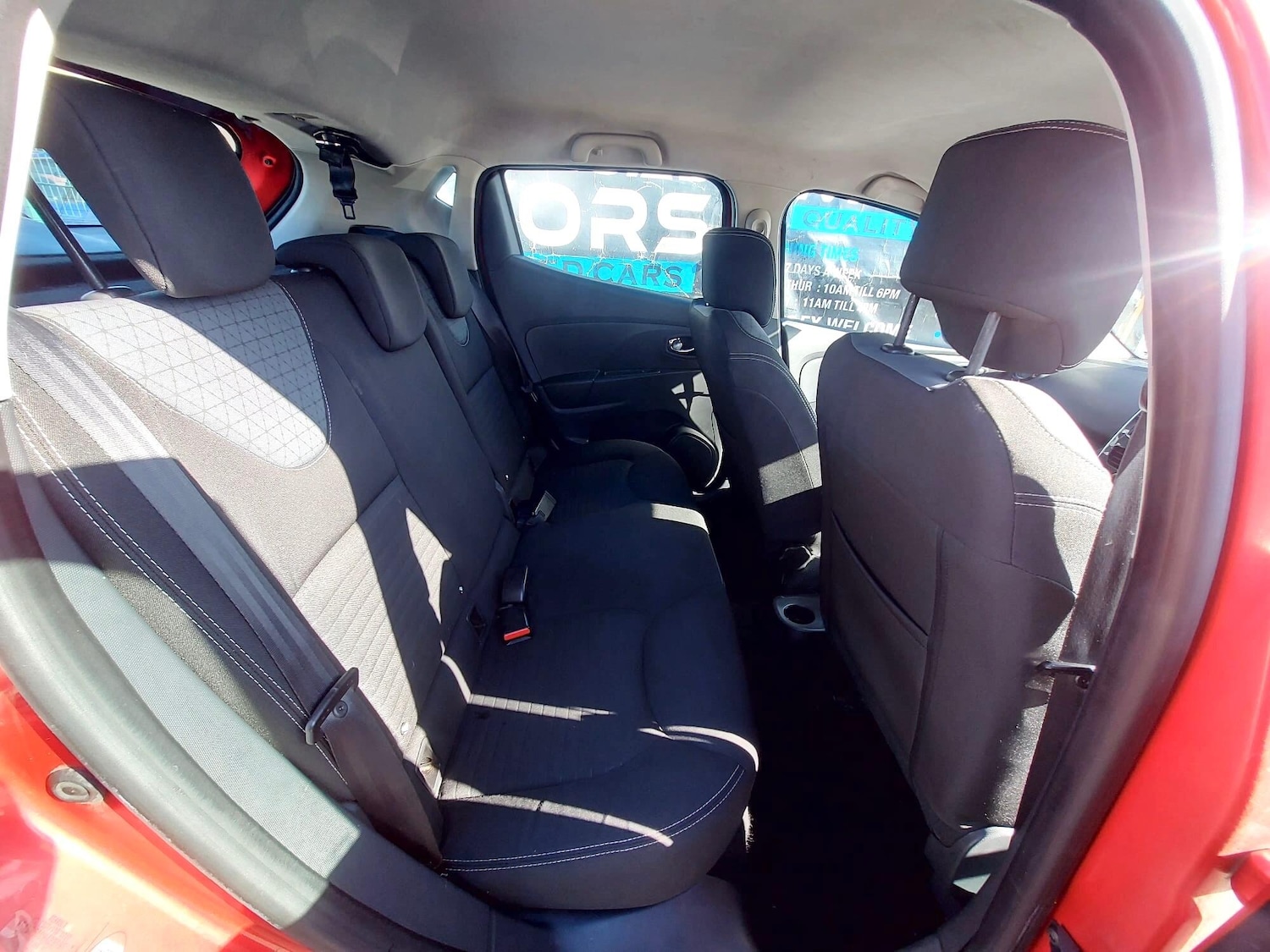 Used Renault Clio 2014 for sale - 77993576: Photo 22