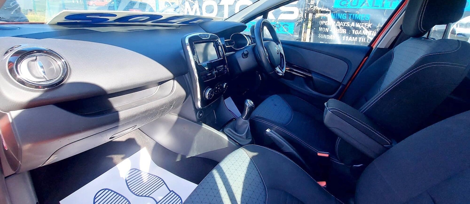 Used Renault Clio 2014 for sale - 77993576: Photo 31