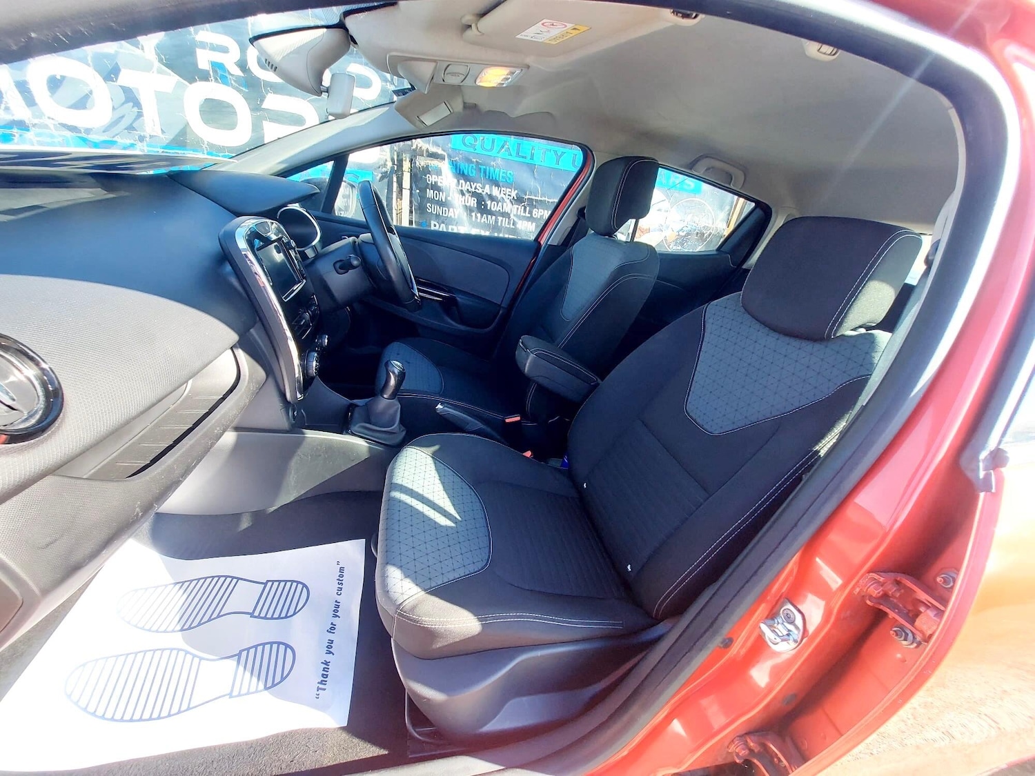 Used Renault Clio 2014 for sale - 77993576: Photo 32