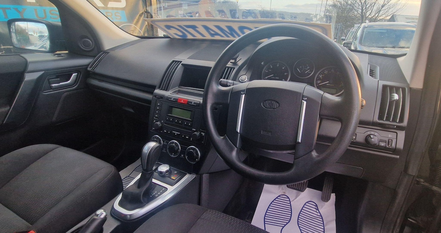 Used Land Rover Freelander 2011 for sale - 76702295: Photo 2