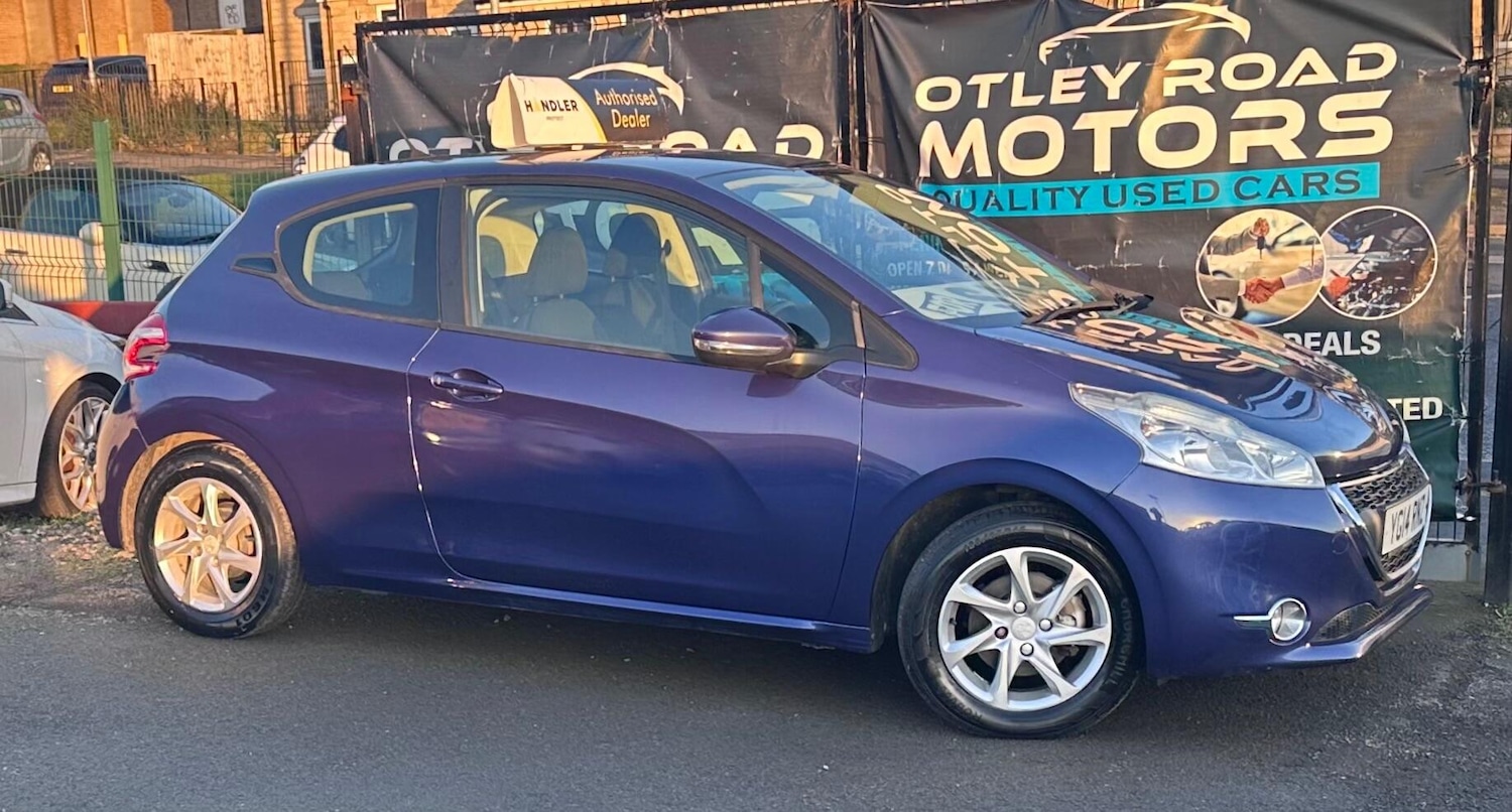 Used Peugeot 208 2014 for sale - 77229693: Photo 24