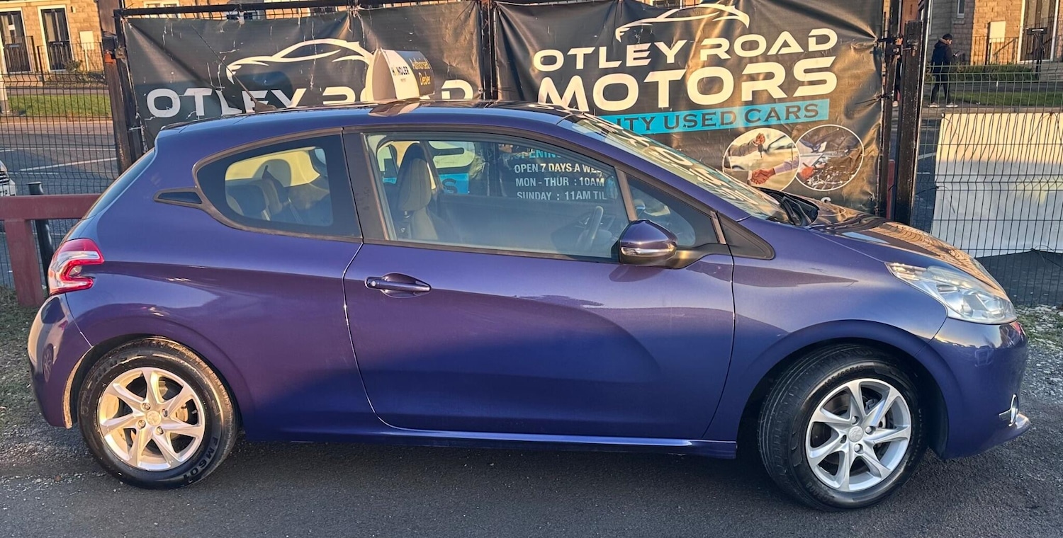 Used Peugeot 208 2014 for sale - 77229693: Photo 28
