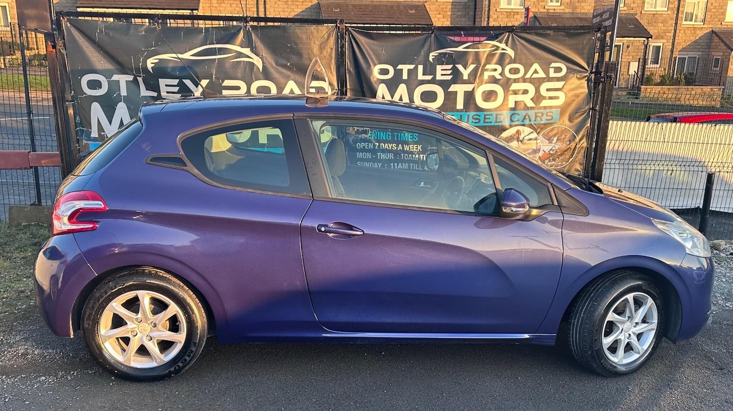 Used Peugeot 208 2014 for sale - 77229693: Photo 29