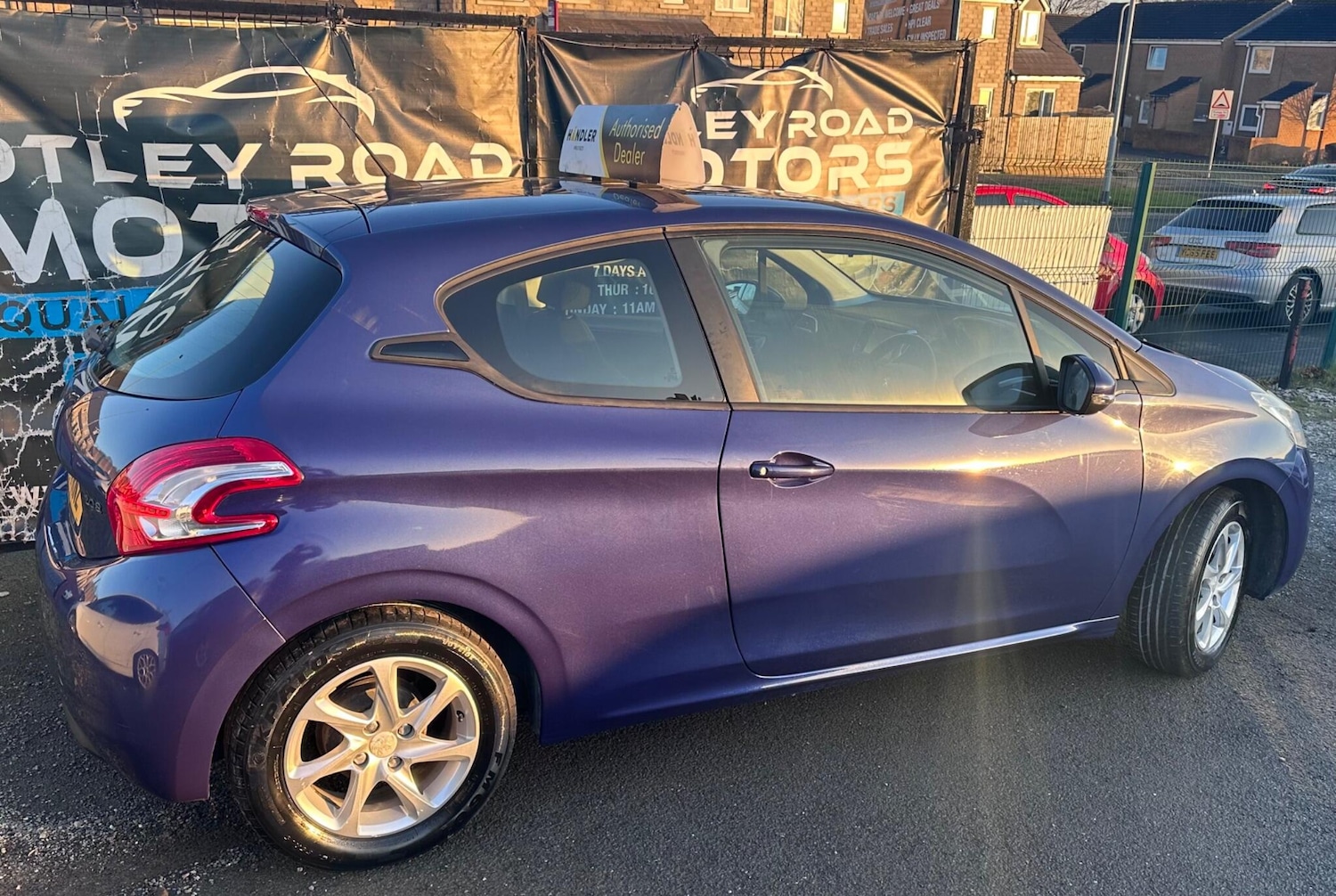 Used Peugeot 208 2014 for sale - 77229693: Photo 31