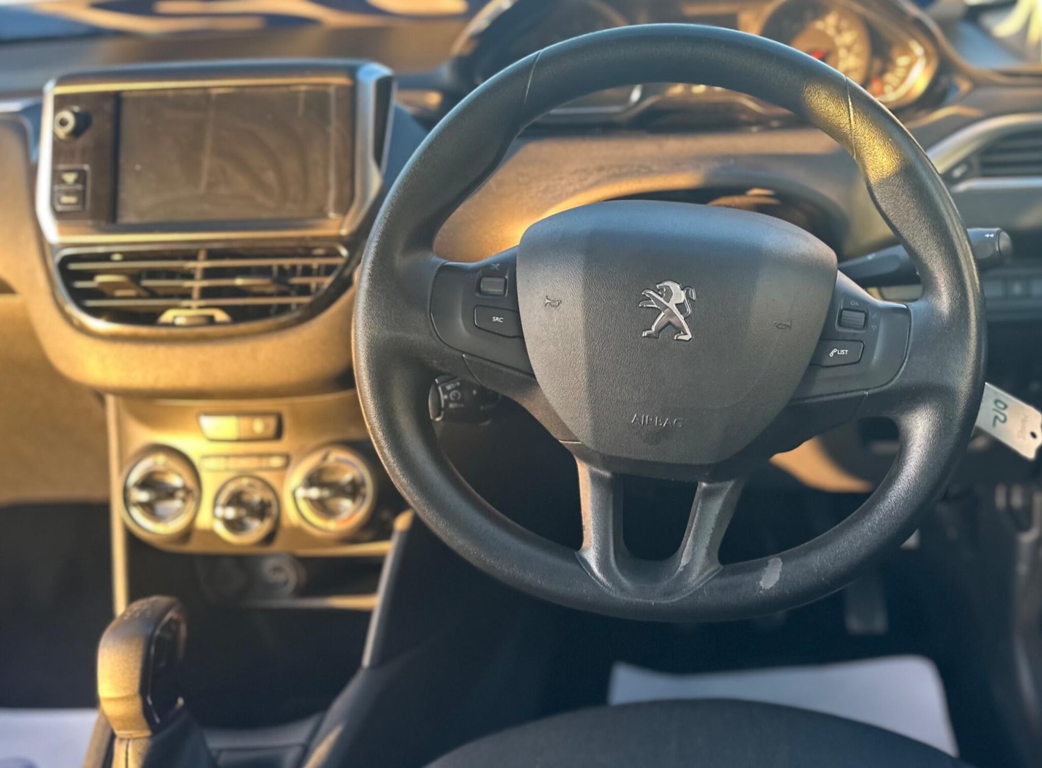 Used Peugeot 208 2014 for sale - 77229693: Photo 36