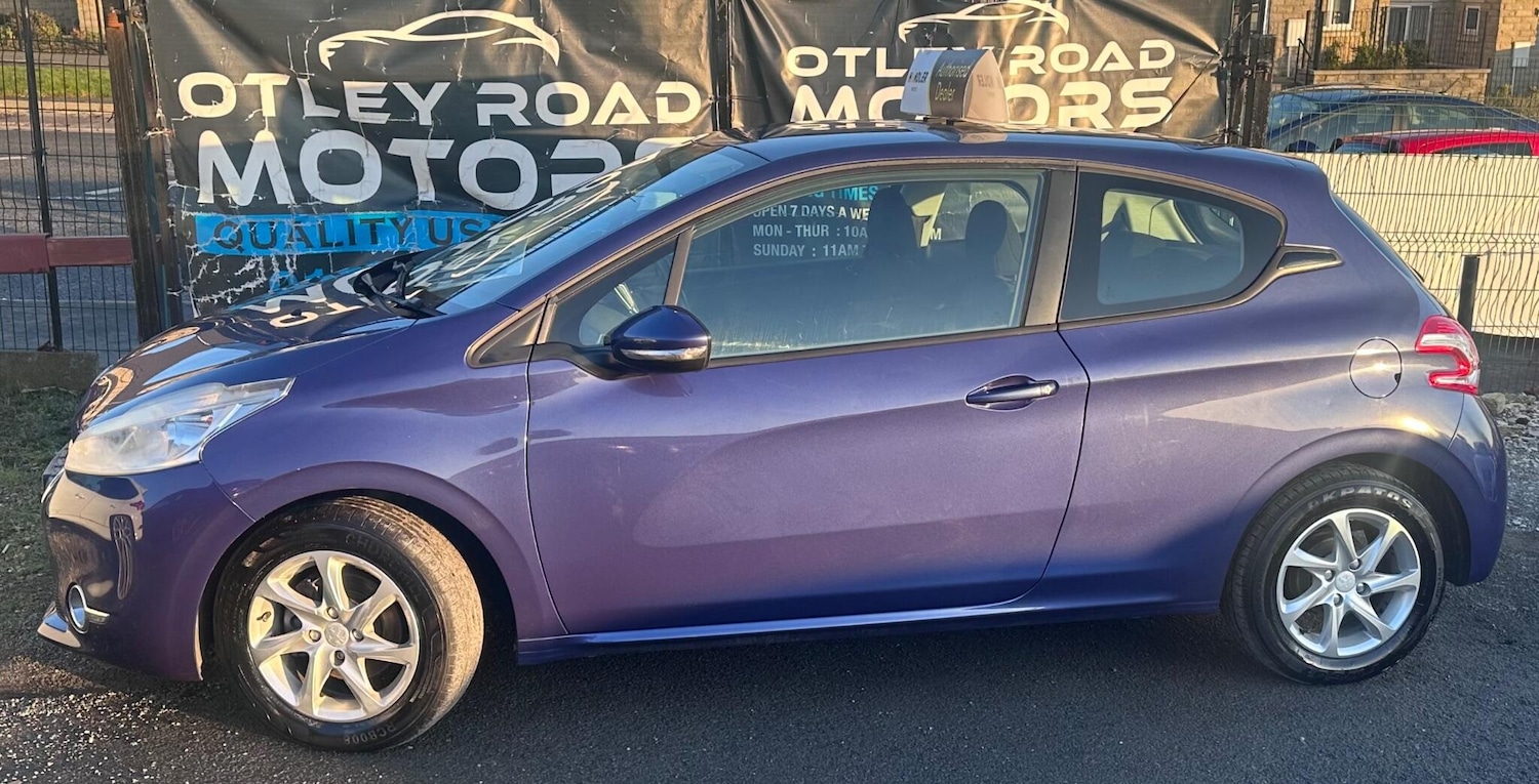 Used Peugeot 208 2014 for sale - 77229693: Photo 64