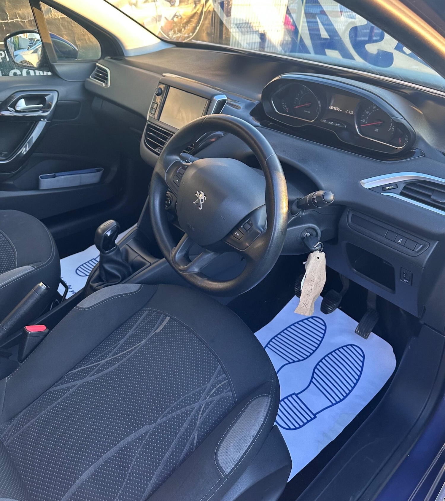 Used Peugeot 208 2014 for sale - 77229693: Photo 9