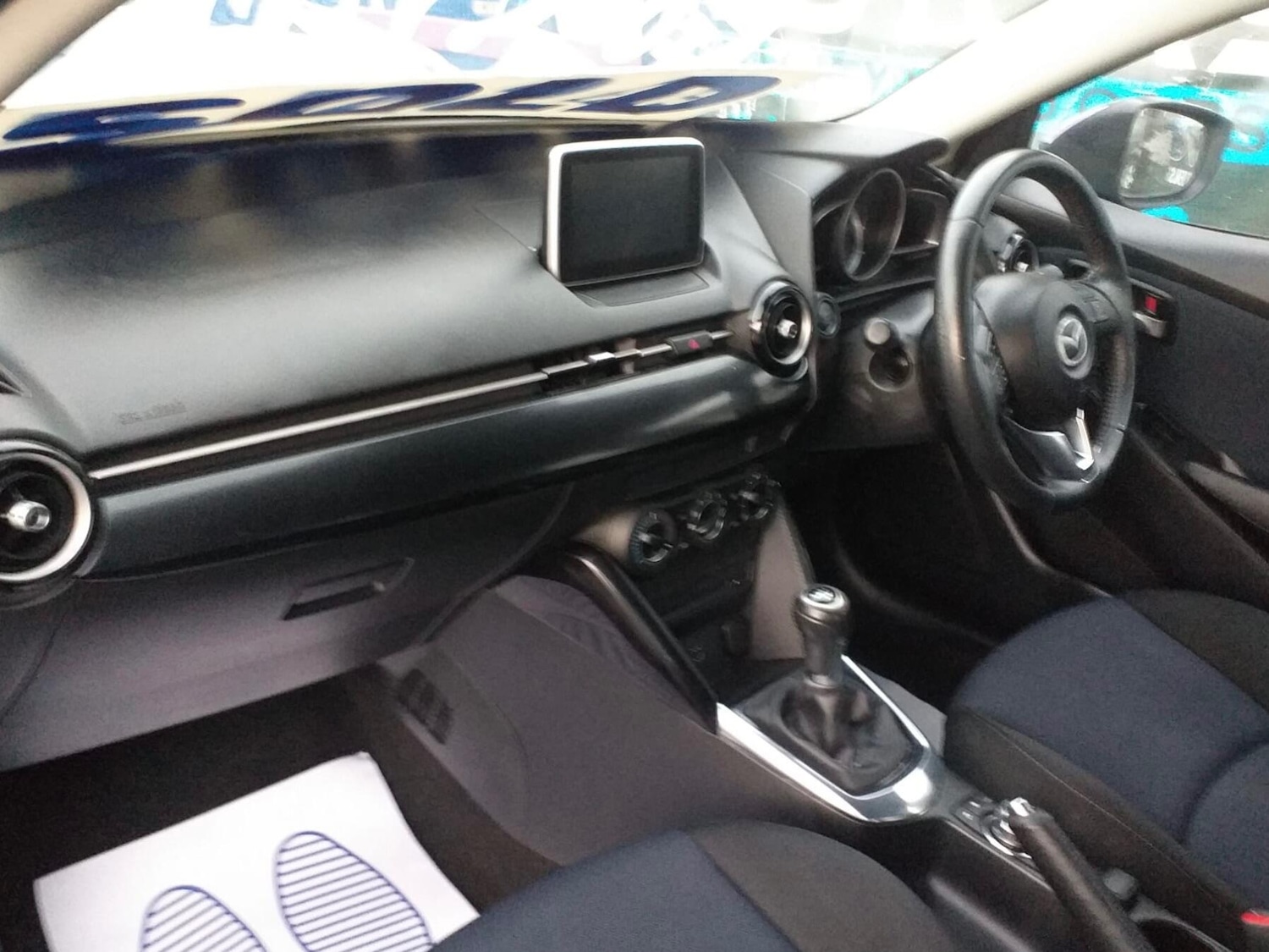 Used Mazda Mazda2 2015 for sale - 77120696: Photo 10