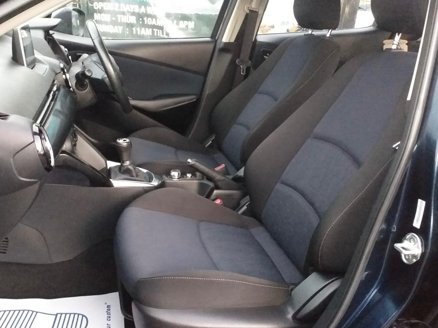 Used Mazda Mazda2 2015 for sale - 77120696: Photo 18