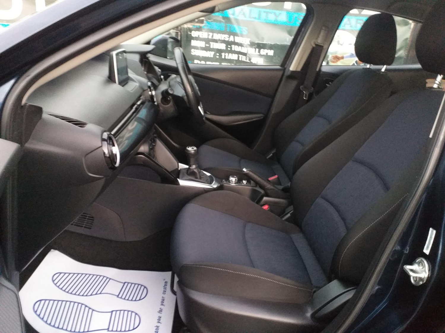 Used Mazda Mazda2 2015 for sale - 77120696: Photo 8