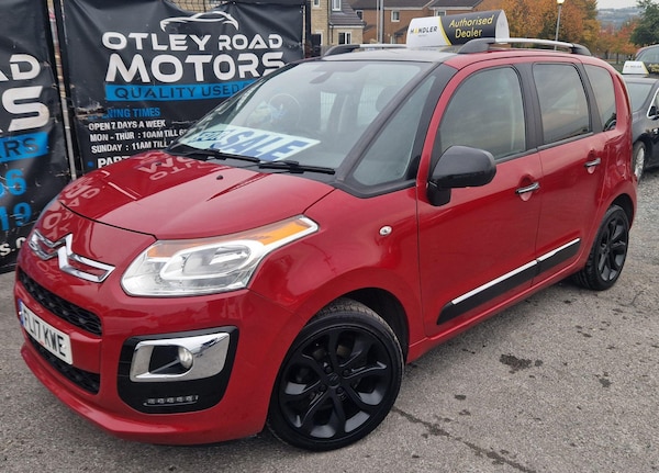 Used Citroen C3 Picasso 2017 for sale - 76325954: Photo 1