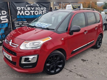 2017 (17) - 1.6 BlueHDi Platinum Euro 6 5dr