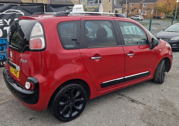 Used Citroen C3 Picasso 2017 for sale - 76325954: Photo 43