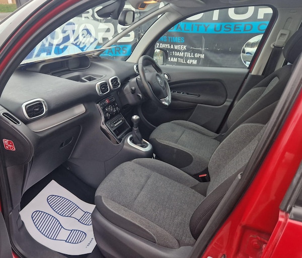 Used Citroen C3 Picasso 2017 for sale - 76325954: Photo 9