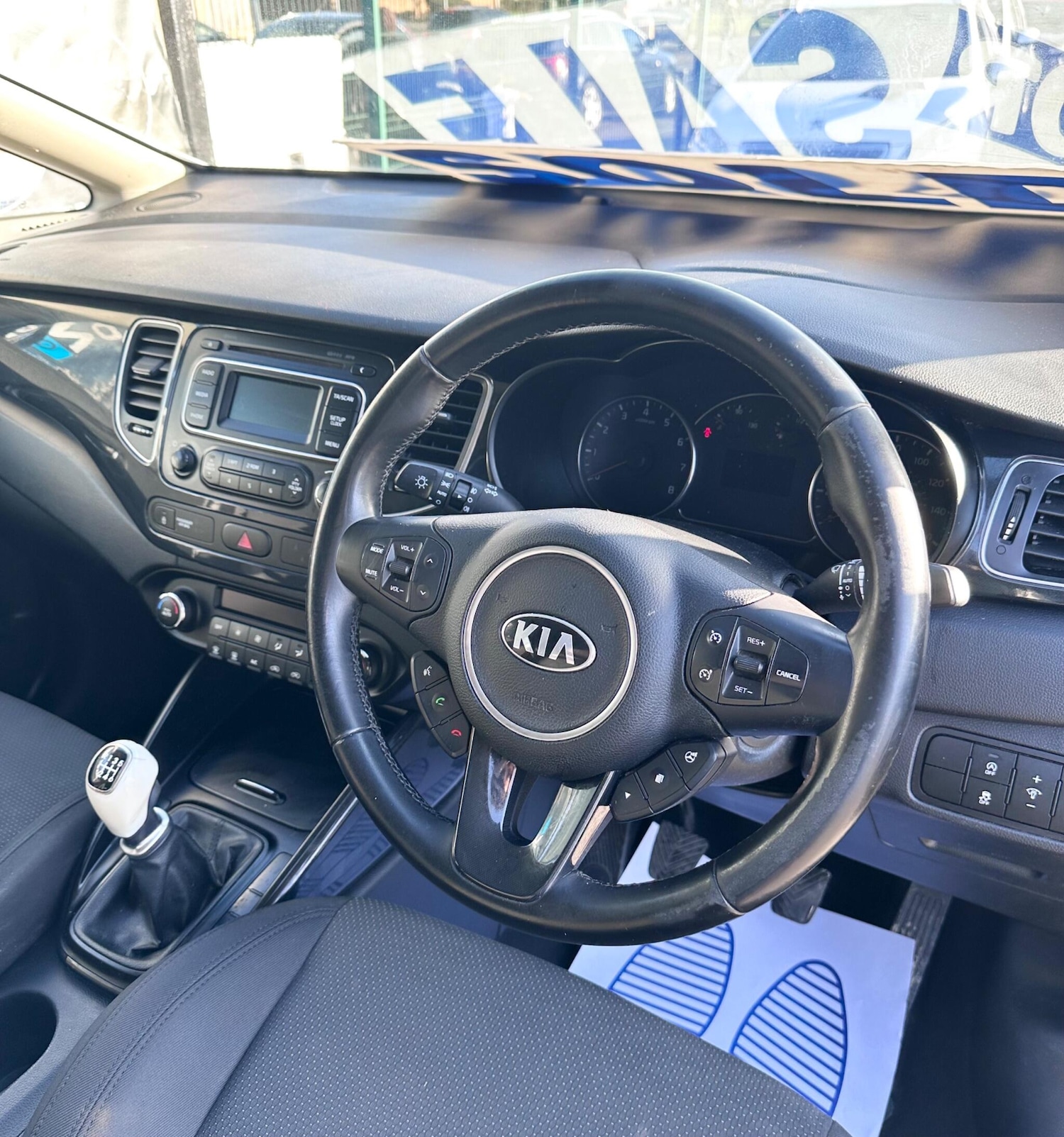 Used Kia Carens 2014 for sale - 77752895: Photo 64