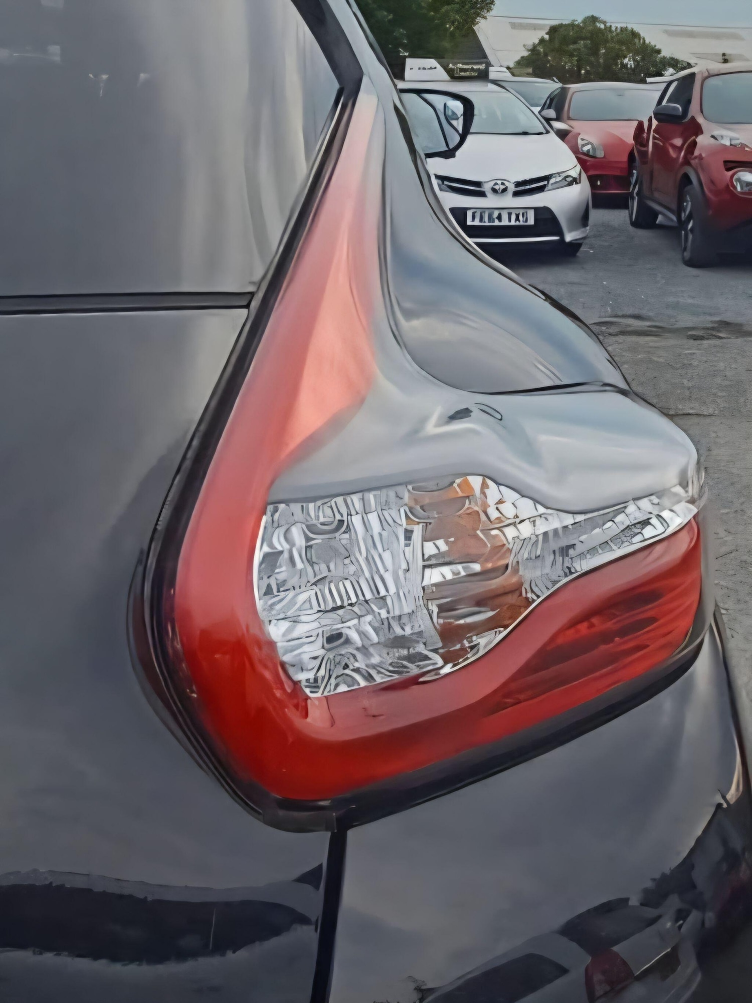 Used Nissan Juke 2014 for sale - 76200525: Photo 19