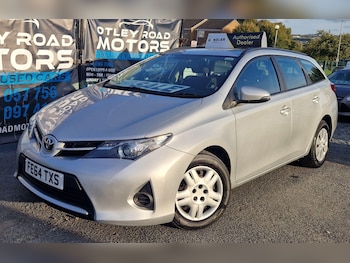 2014 (64) - 1.4 D-4D Active Touring Sports Euro 5 (s/s) 5dr