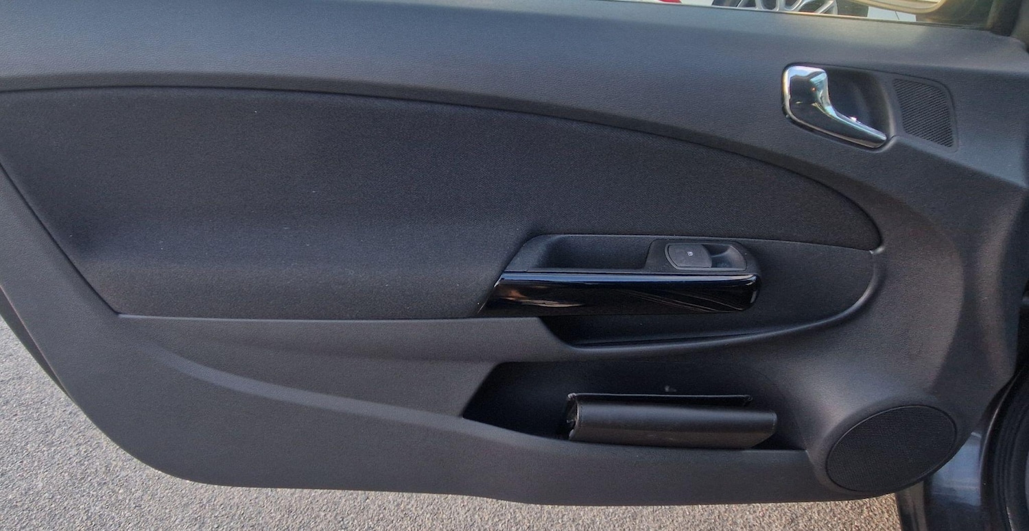 Used Vauxhall Corsa 2012 for sale - 77254040: Photo 10