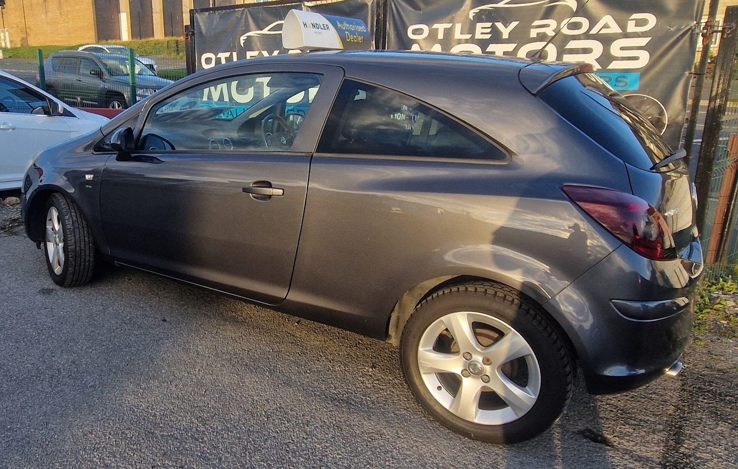 Used Vauxhall Corsa 2012 for sale - 77254040: Photo 4