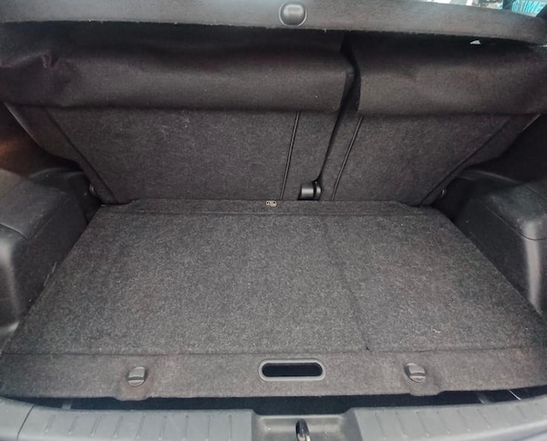 Used Toyota Yaris 2006 for sale - 76270712: Photo 35