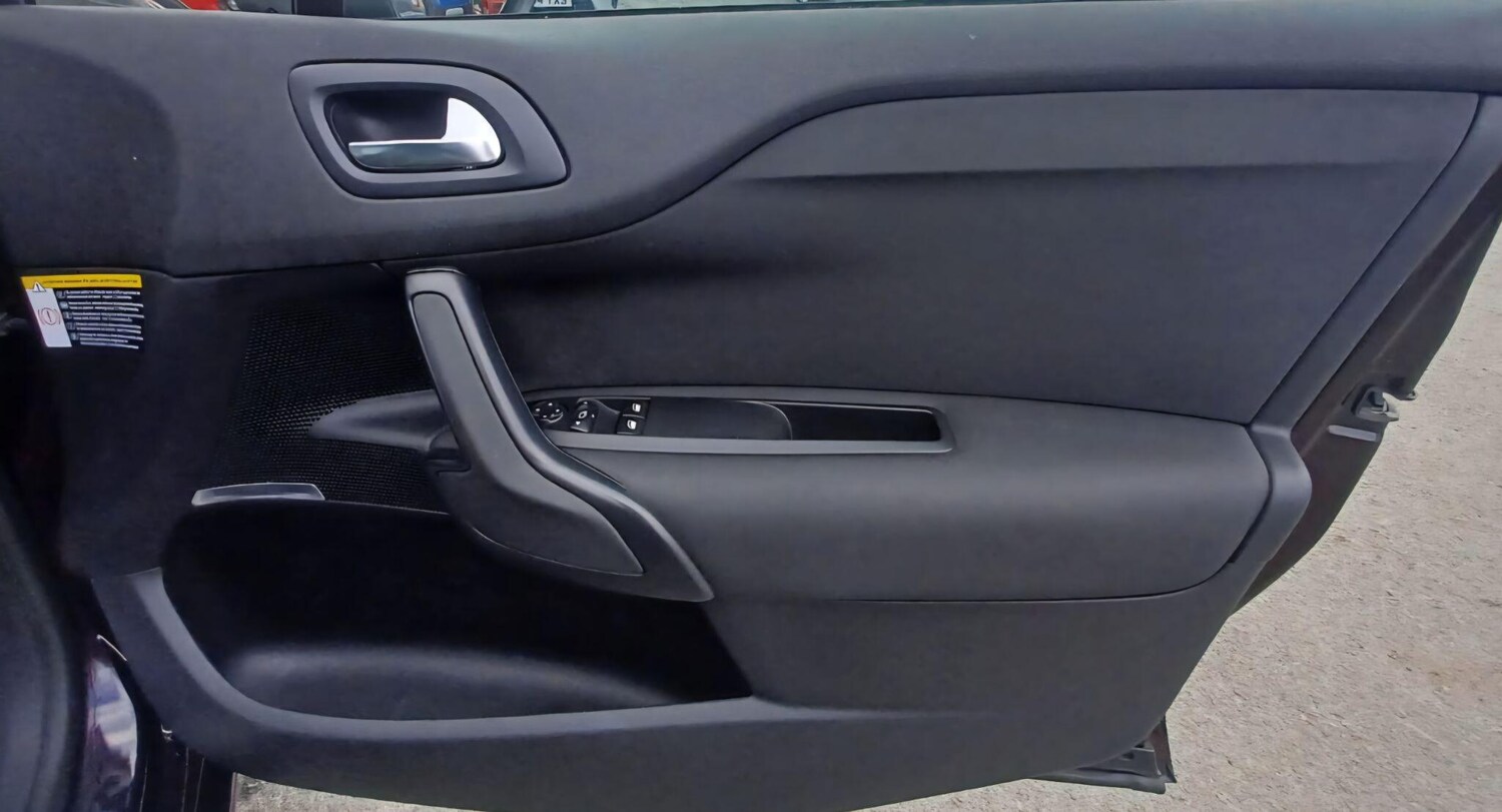 Used Citroen DS4 2014 for sale - 76151399: Photo 14