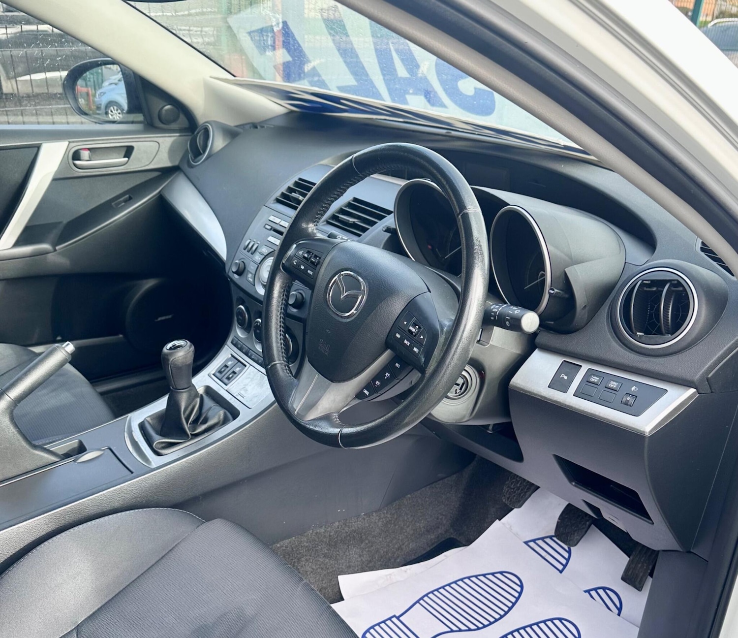 Used Mazda Mazda3 2011 for sale - 78220090: Photo 28