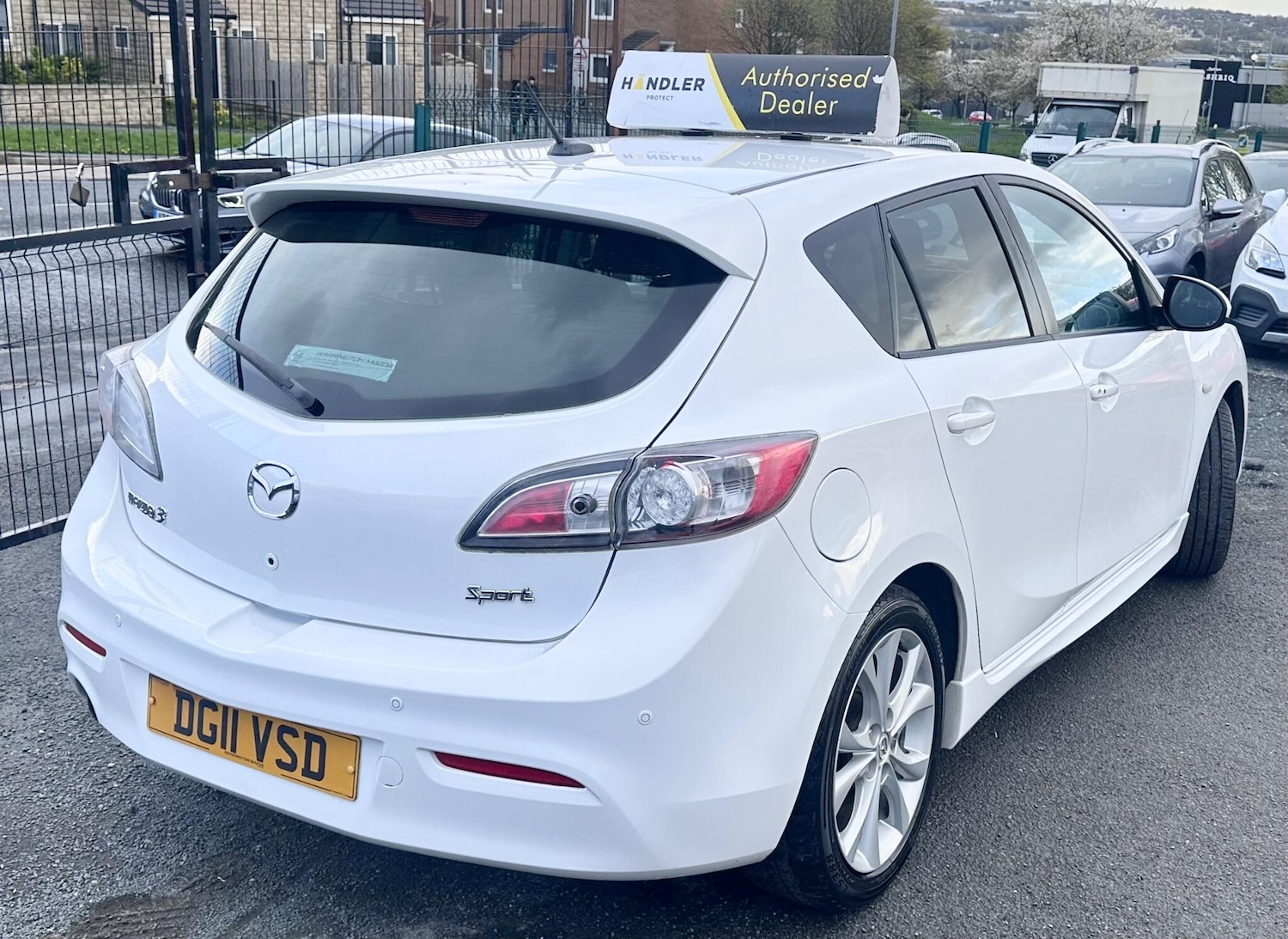 Used Mazda Mazda3 2011 for sale - 78220090: Photo 5