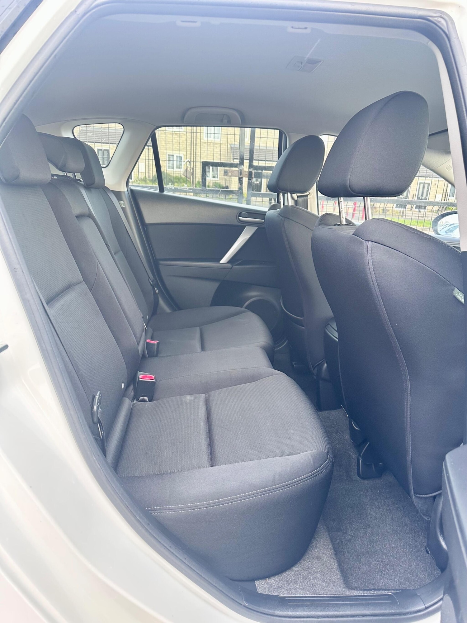 Used Mazda Mazda3 2011 for sale - 78220090: Photo 51