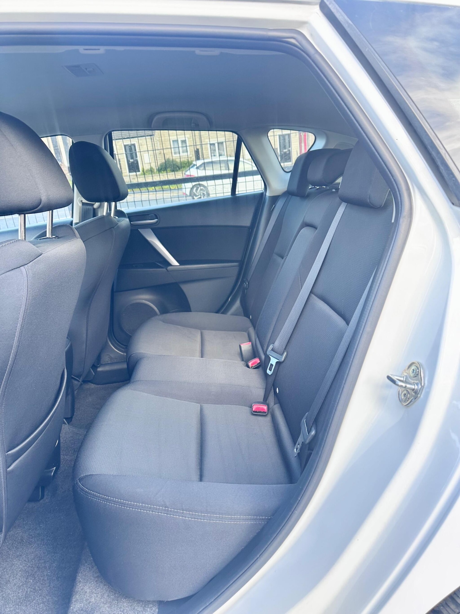 Used Mazda Mazda3 2011 for sale - 78220090: Photo 54