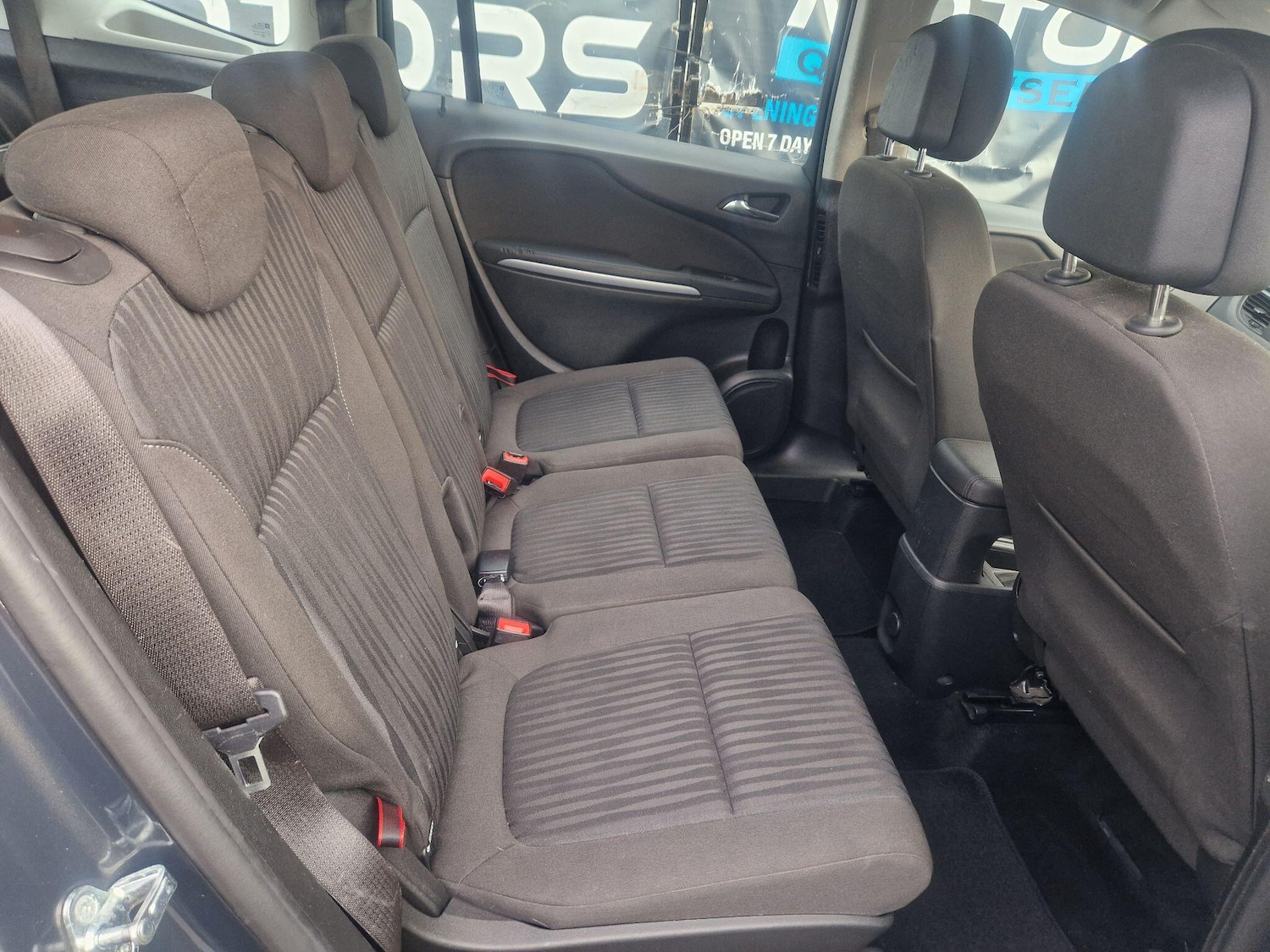 Used Vauxhall Zafira 2014 for sale - 76752656: Photo 9