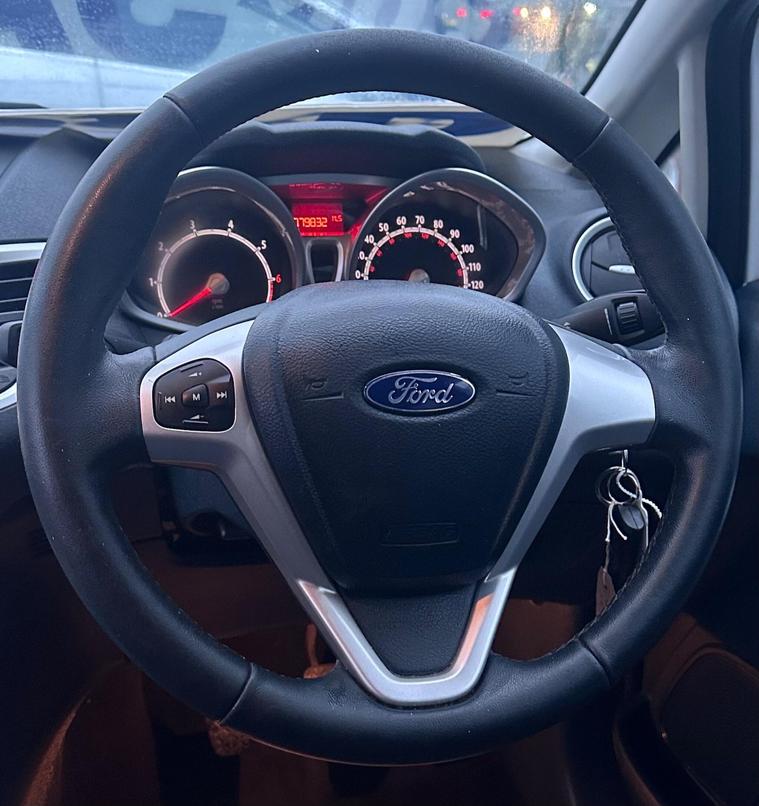 Used Ford Fiesta 2012 for sale - 77253907: Photo 11