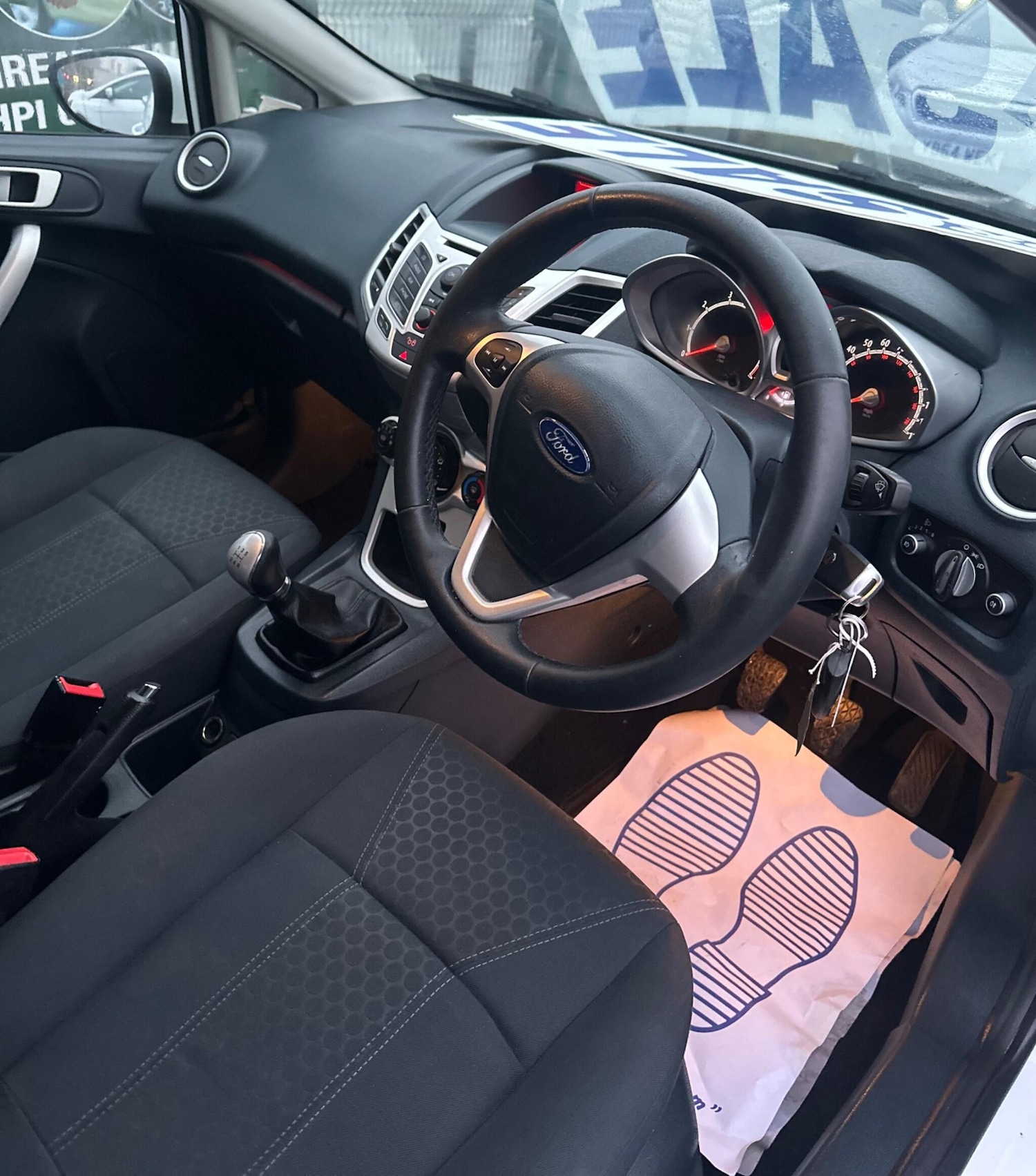 Used Ford Fiesta 2012 for sale - 77253907: Photo 2