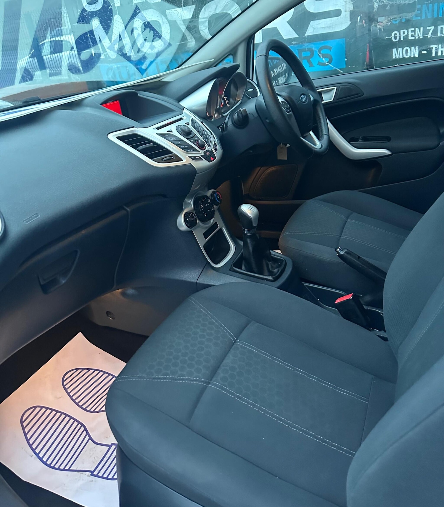 Used Ford Fiesta 2012 for sale - 77253907: Photo 5