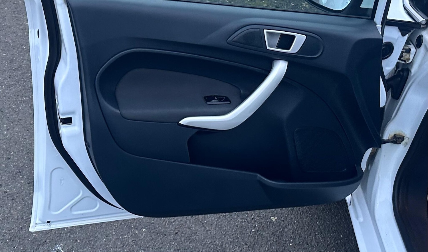 Used Ford Fiesta 2012 for sale - 77253907: Photo 56