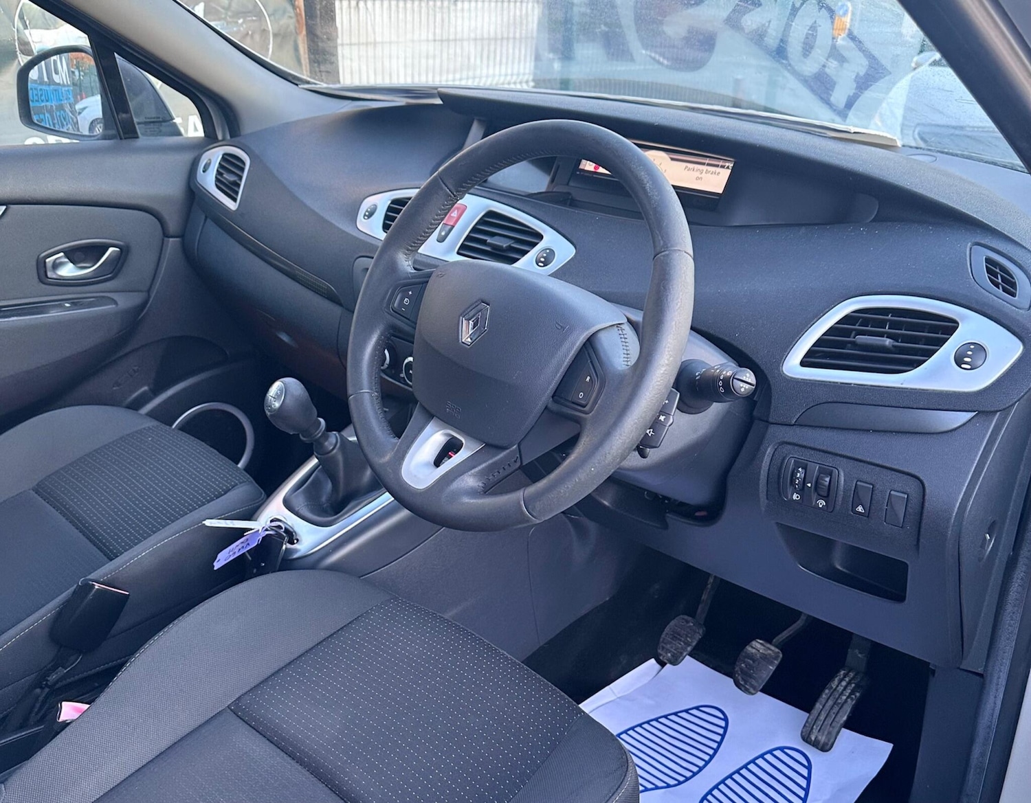 Used Renault Grand Scenic for sale - 77705361: Photo 30