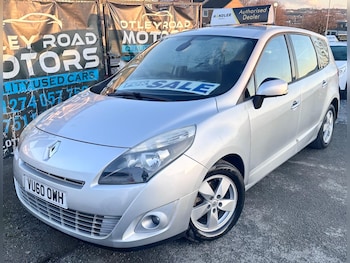 Used Renault Grand Scenic 2010 for sale - 77705361: Photo