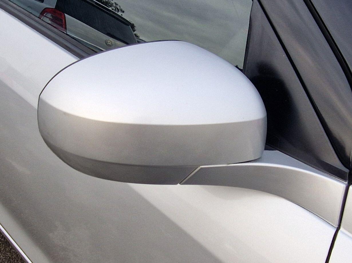 Used Suzuki Swift 2015 for sale - 76995618: Photo 34