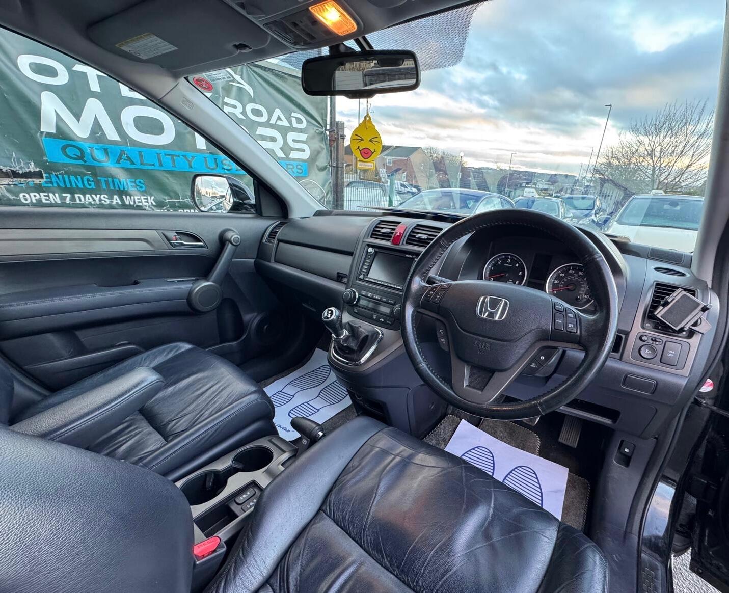 Used Honda CR-V 2010 for sale - 76850391: Photo 2