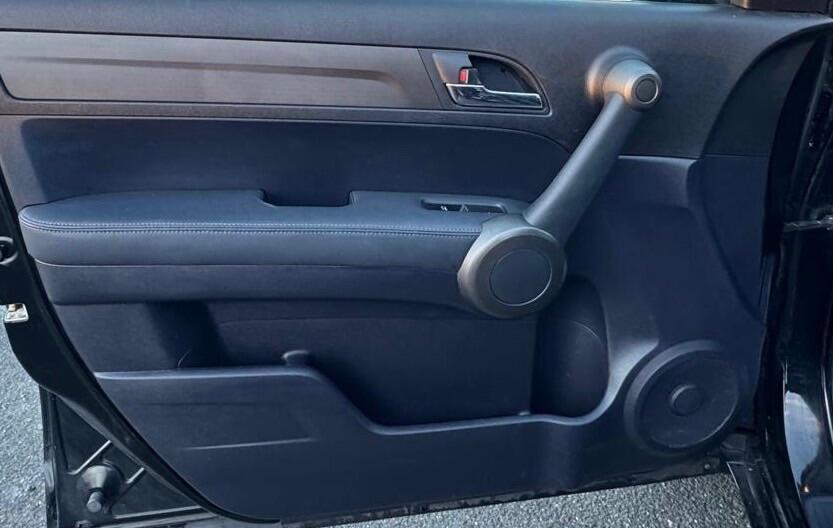 Used Honda CR-V 2010 for sale - 76850391: Photo 42