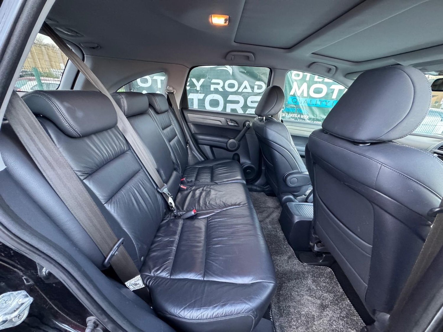 Used Honda CR-V 2010 for sale - 76850391: Photo 9