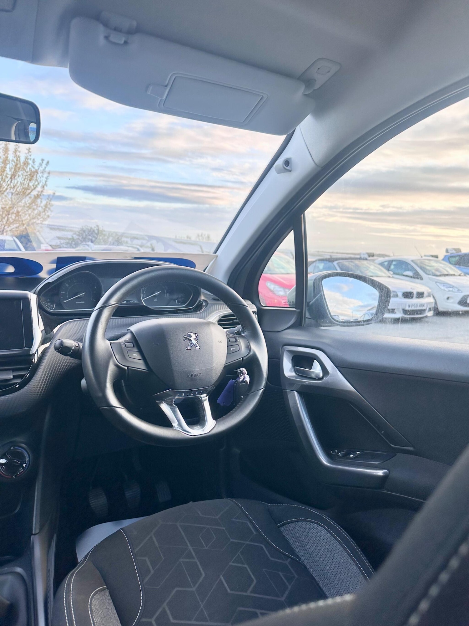 Used Peugeot 2008 2018 for sale - 78204700: Photo 32