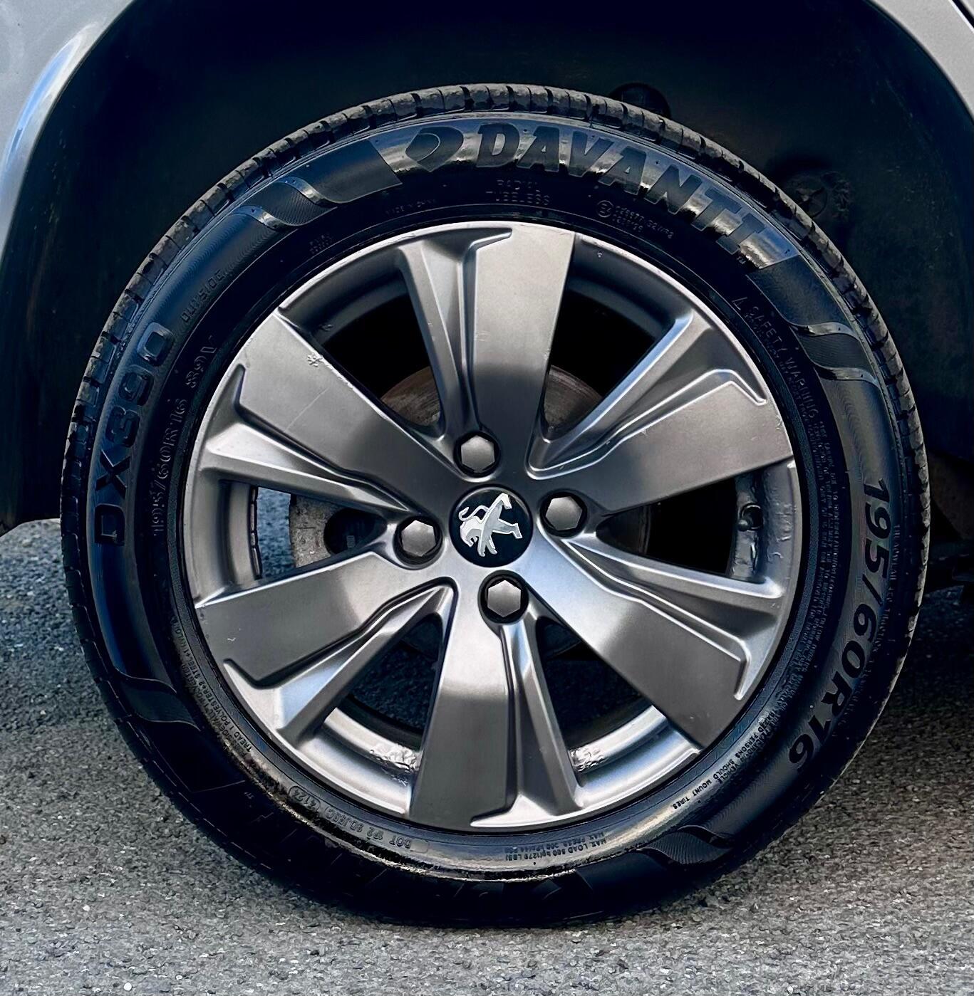 Used Peugeot 2008 2018 for sale - 78204700: Photo 59