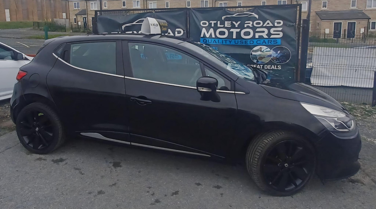 Used Renault Clio 2015 for sale - 76953424: Photo 45