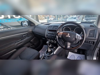 Used Mitsubishi ASX 2010 for sale - 75741321: Photo