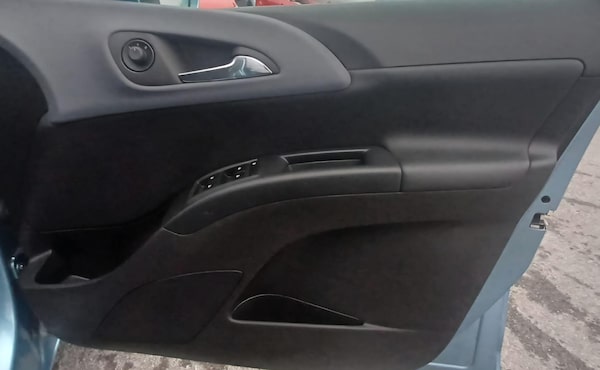 Used Vauxhall Meriva 2014 for sale - 76085471: Photo 10